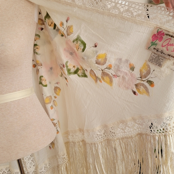 Vintage Ana Rosa Hand Painted Shawl - Picture 3 of 11